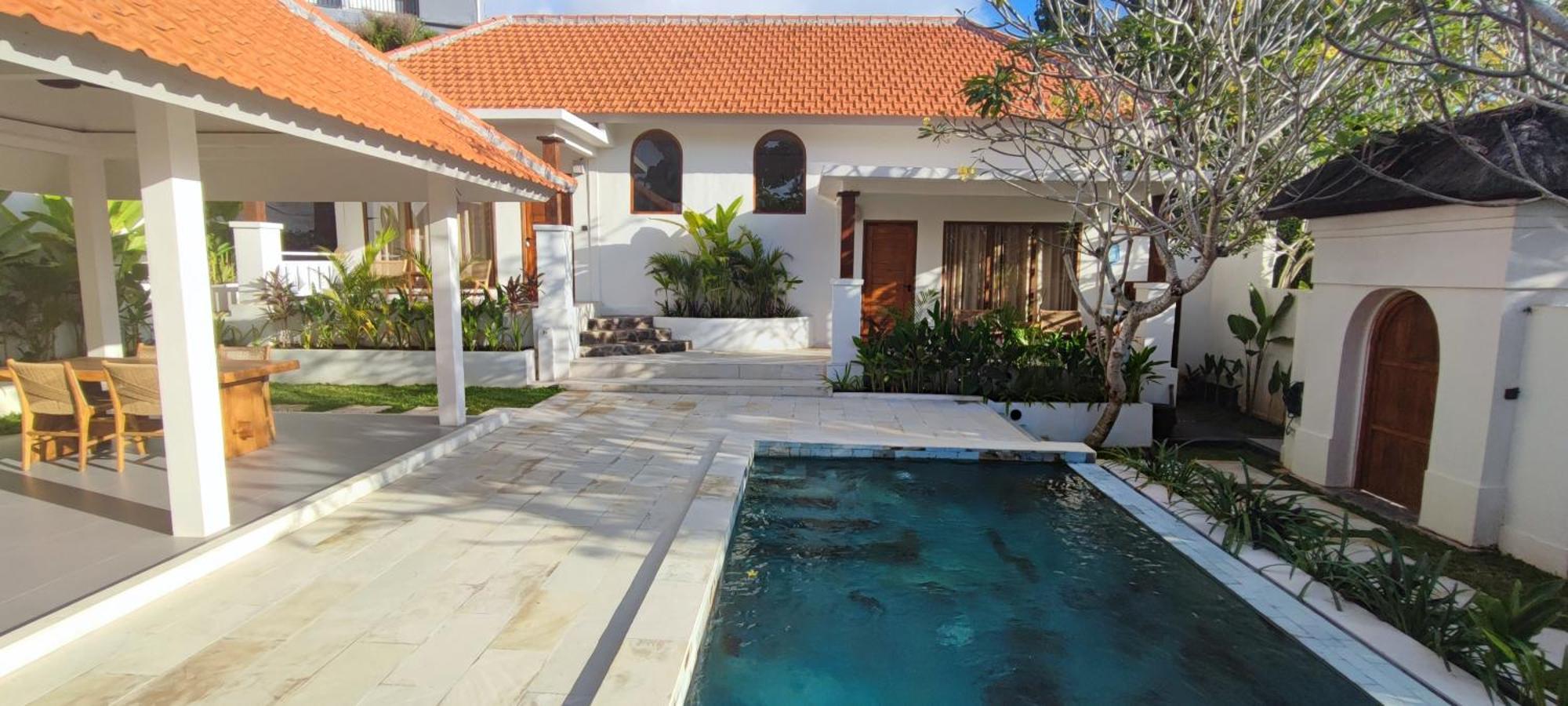 Mamina Villa *